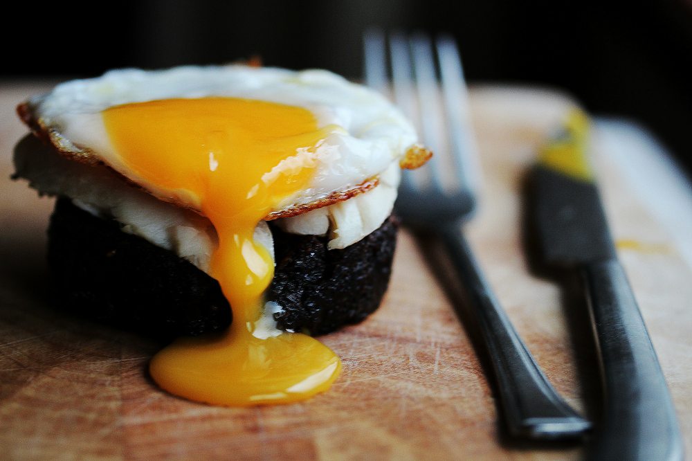 Black Pudding with Duck Egg by CountryWoodSmoke.com