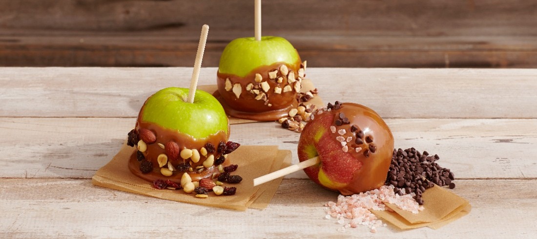 dipped-apples-various-toppings