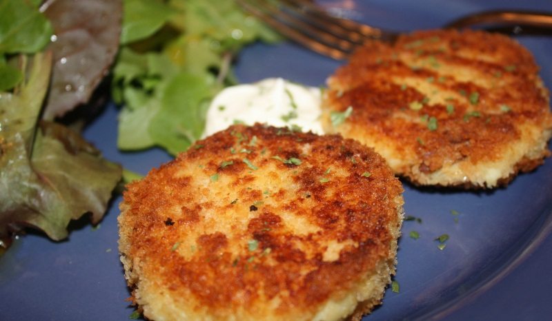 Thanksgiving Leftovers: Mashed Potato Cakes by Gourmet Veggie Mama