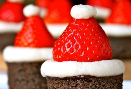 santa hat brownies blog20131205