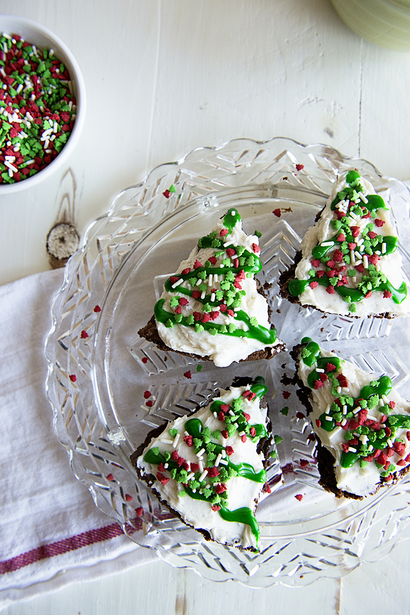 Peppermint Brownie Pie