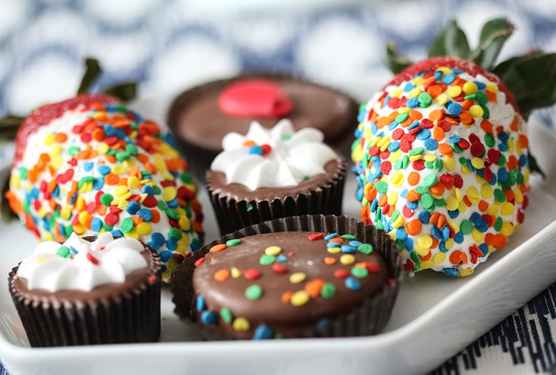 Birthday Cake Martini | From @inspiredbycharm