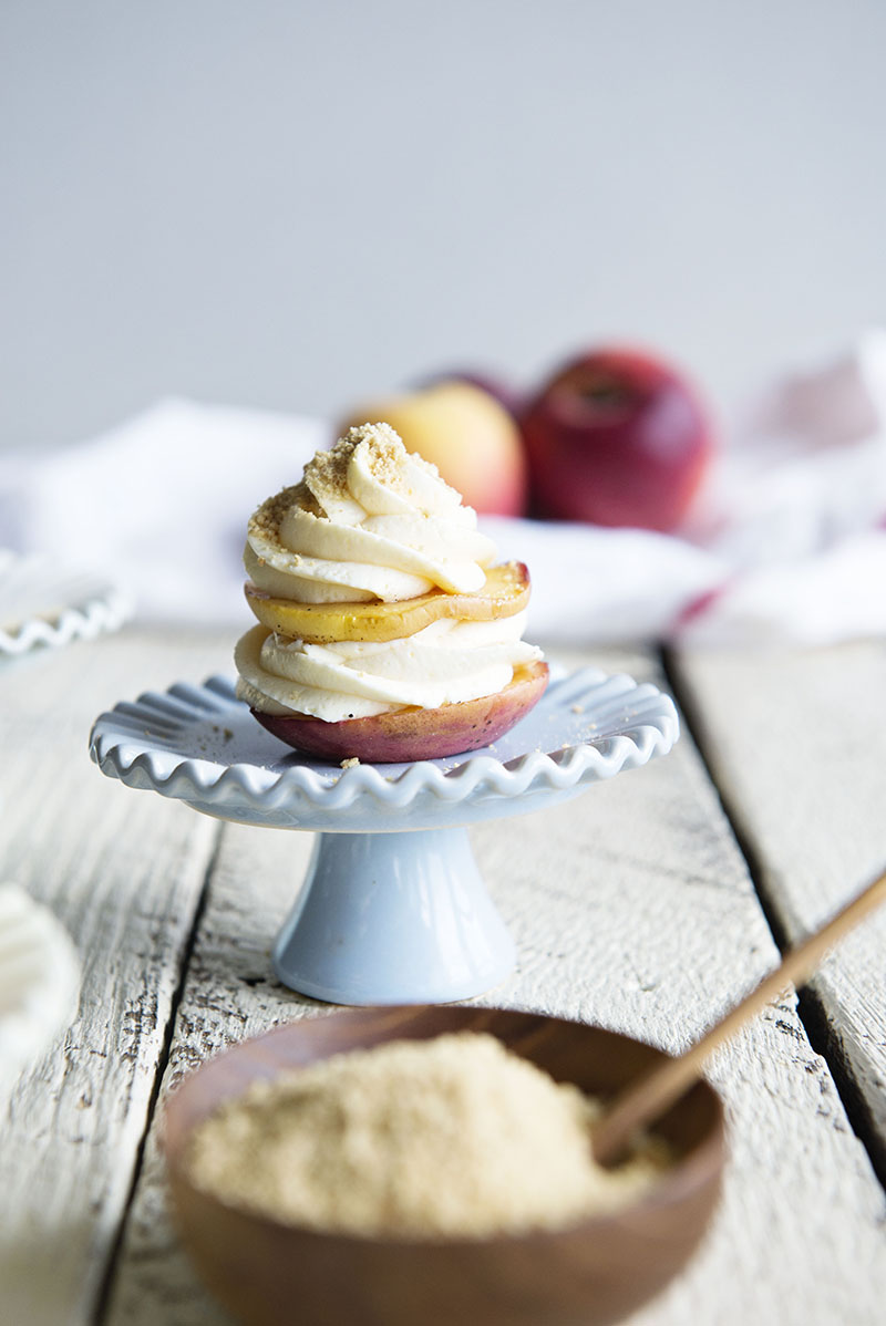 Peaches and Creamy Cheesecake Dessert Idea