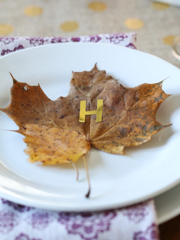 leaf thanksgiving table diy