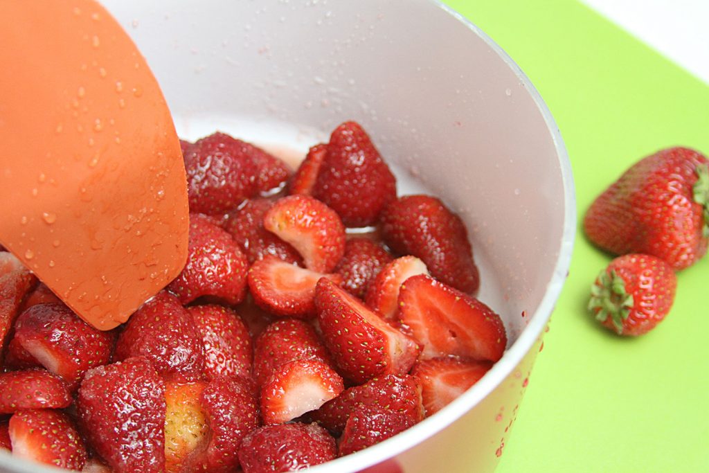 How to Store Strawberries & Keep Them Fresh Shari's Berries Blog