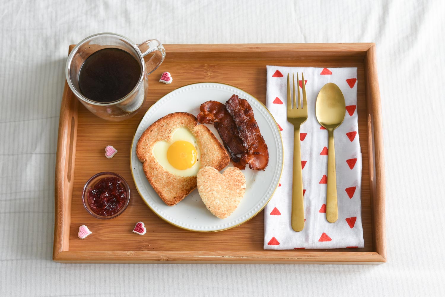 45 Breakfast In Bed Ideas + Recipes That Will Impress - Shari's Berries Blog