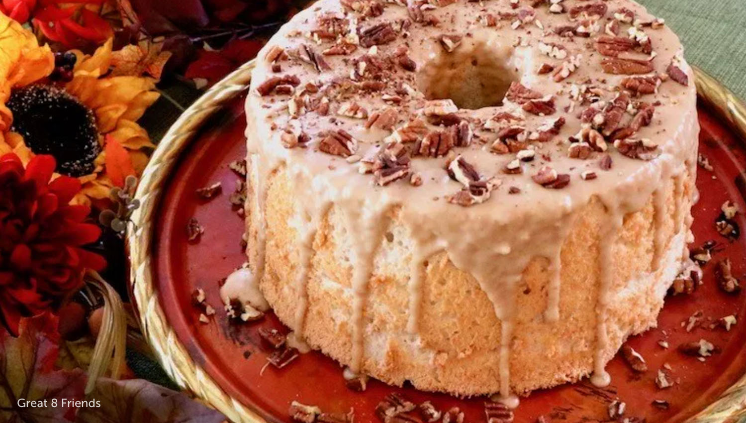 sb-50-thanksgiving-maple-pecan-angel-food-cake