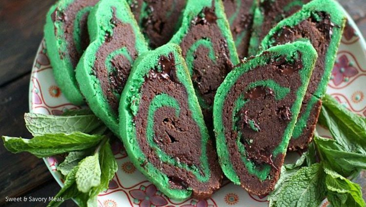 sb-green-desserts-mint-choc-chip-cookies-catalina