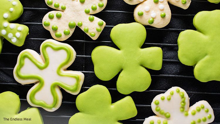 sb-green-desserts-shamrock-sugar-cookies-kristen