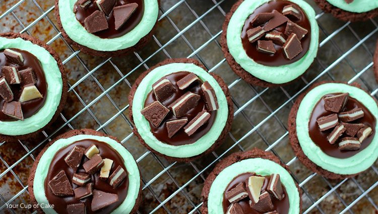 sb-green-desserts-ultimate-grasshopper-cookies-lizzy