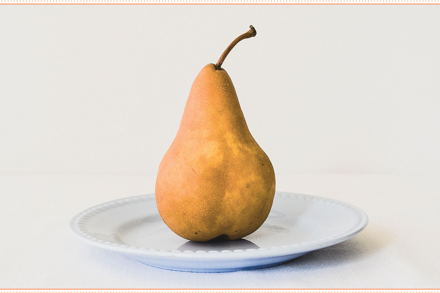 https://www.berries.com/blog/wp-content/uploads/2019/05/types-of-fruit-pear.jpg