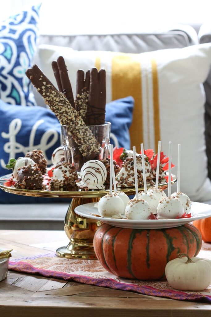 Celebrate Friendsgiving!