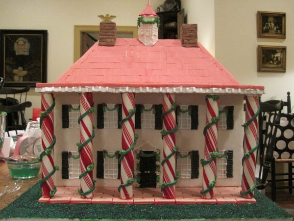 Gingerbread House 043
