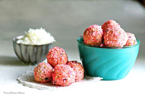 raspberry coconut snoball cookies blog
